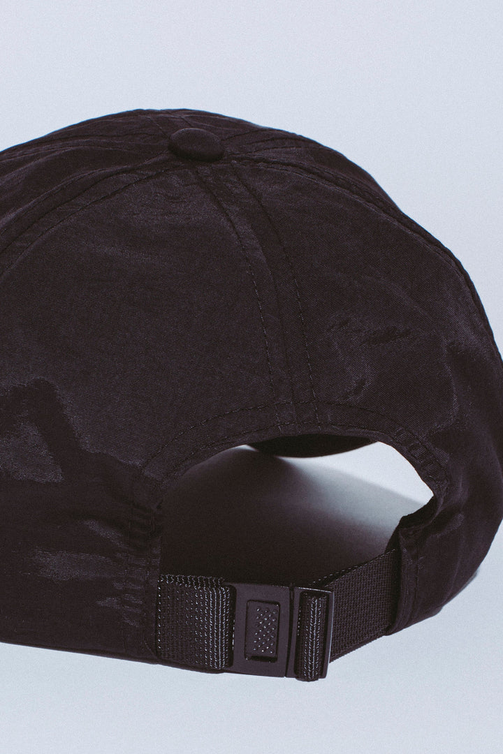 Hydrochromic Floppy Hat